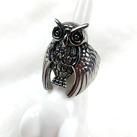 Silver Owl Ring Stainless Steel Statement Bird Biker Ring - Picture 12 of 13
